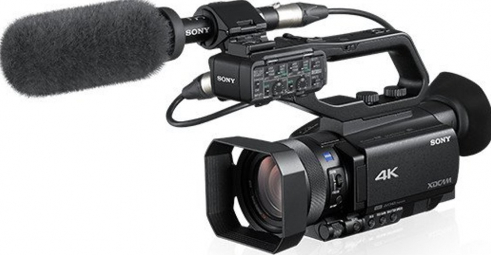Видеокамера Sony HXR-NX80