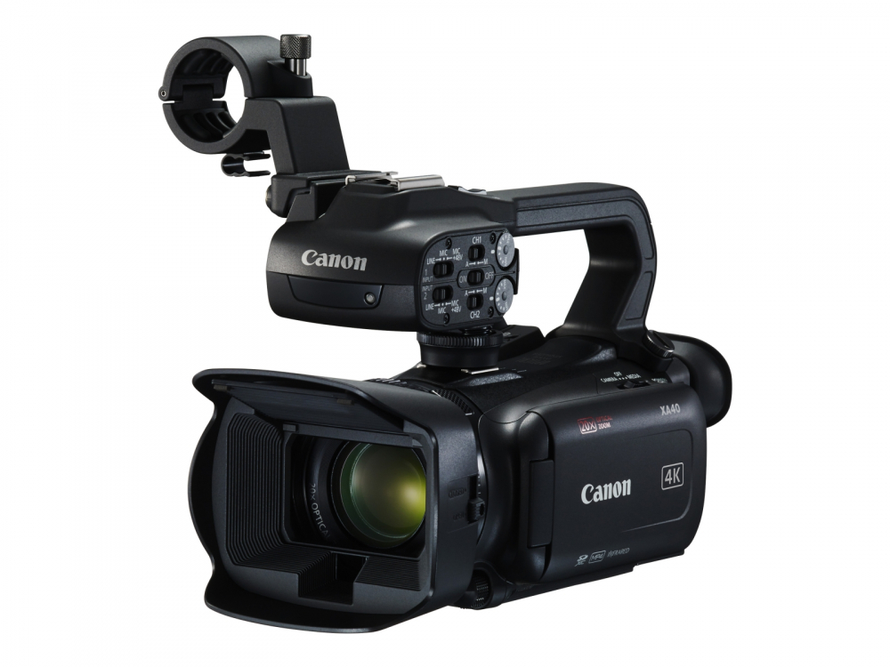 Видеокамера Canon XA40