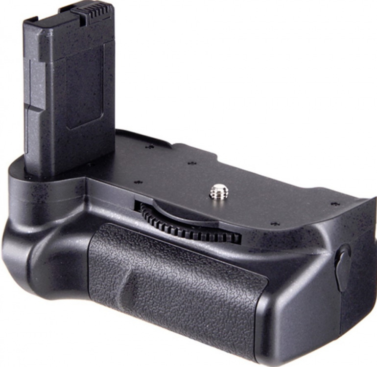 NIKON MB-D10